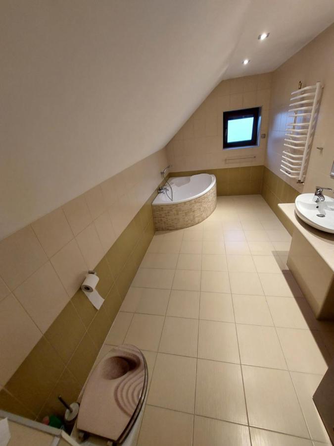 Miig Residence Jacuzzi & Sauna Zator Auschwitz Exterior foto